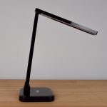 Arcchio Libia LED-Schreibtischleuchte: Neigbarer Leuchtkopf und Standfuß